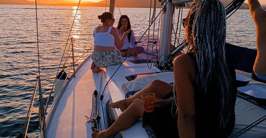 Alghero: Sunset Sailing Aperitif Experience - Why a 2-hour sunset sail in Alghero feels like the right length