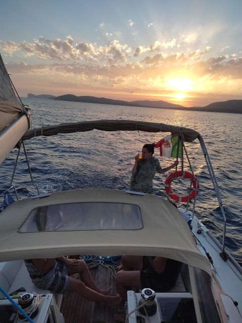 Alghero: Sunset Sailing Aperitif Experience - Price and value: what $65 buys you (and why it can feel like more)