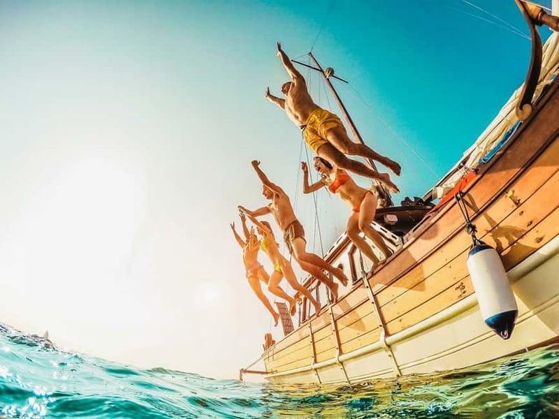 Amalfi Coast: Boat and Snorkeling Tour with Fruit & Drinks - The Amalfi to Positano Route: Sea Caves, Rock Arches, and Real Scale