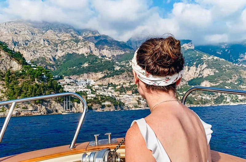 Amalfi Coast: Boat and Snorkeling Tour with Fruit & Drinks - Drinks, Fruit, and Music: The Social Side of the Coast