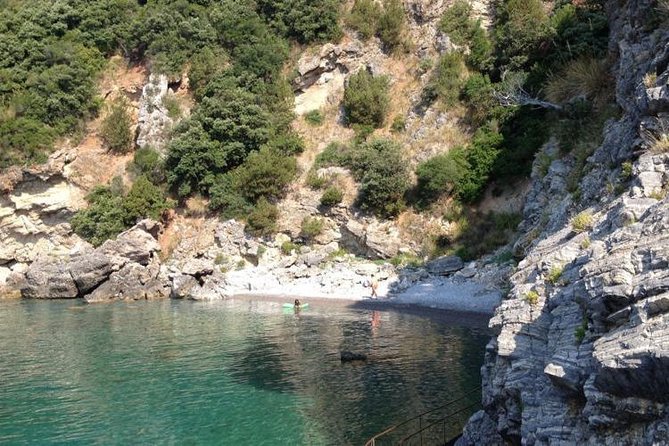 Amalfi Coast Boat Rental: Explore, Swim, and Relax at Your Pace - The 8-Hour Route: Amalfi to Positano, Furore, Nerano, Praiano, Conca dei Marini, and Li Galli