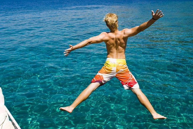 Amalfi Coast & Positano: Boat Tour with Snorkeling & Drinks - Stop 4: Praiano and the Africana Grotto Blue Hue
