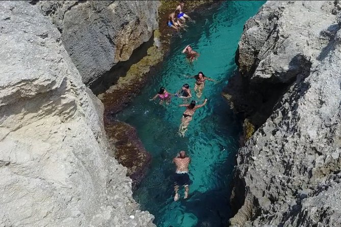 Amazing boat trip from Tropea to Capo Vaticano - 6 to 12 people - Tropea cliff views, final aperitivo, and heading back to Pontile 1