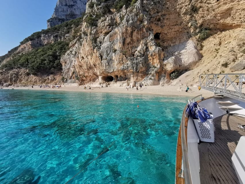 Arbatax: Gulf of Orosei Day Tour by Boat - The return ride: watermelon and Vermentino