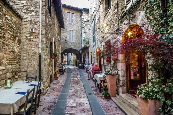 Assisi and Orvieto Guided Day Tour from Rome with Lunch - Assisi’s St. Francis Story Tour: Santa Chiara, San Francesco, and Key Squares