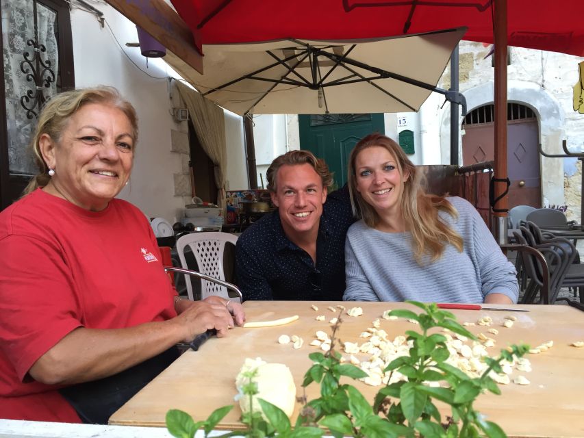 Bari: Pasta Experience Walking Tour - What you make and eat: orecchiette, tomato sauce, wine, and tastings