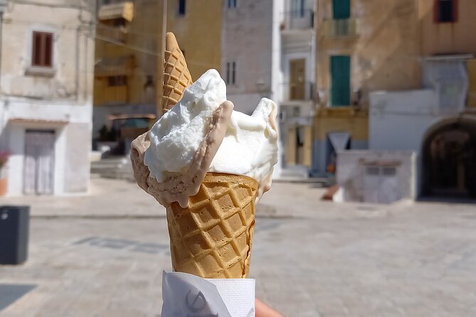 Bari’s Ultimate Street Food Tour - Small Group by Do Eat Better - The walk starts in Piazza dell’Odegitria, right by the old center