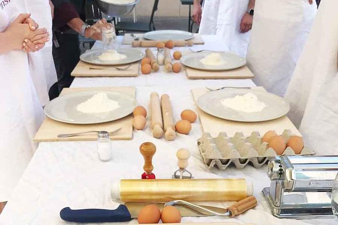 Become a Masterchef in Rome: Pasta, Ravioli and Tiramisù Class - Two hours of hands-on pasta making: fettuccine first