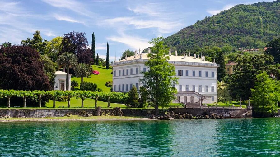 Bellagio: Lake Como Shared Boat Tour - Villa Melzi Garden: the classic Bellagio-side beauty moment