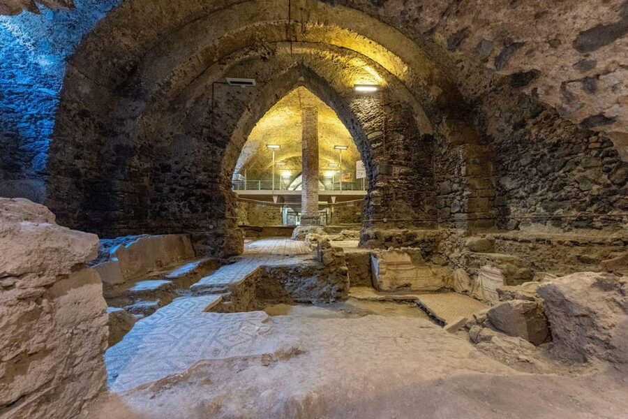 Benedictine Monastery of Catania - English Guided Tour - Roman Houses Under a Mezzanine, Then a Library Above It