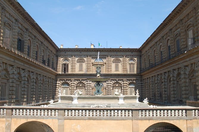 Best of Florence: Small Group Tour Skip-the-Line David & Accademia with Duomo - Piazza della Signoria and the power of public art