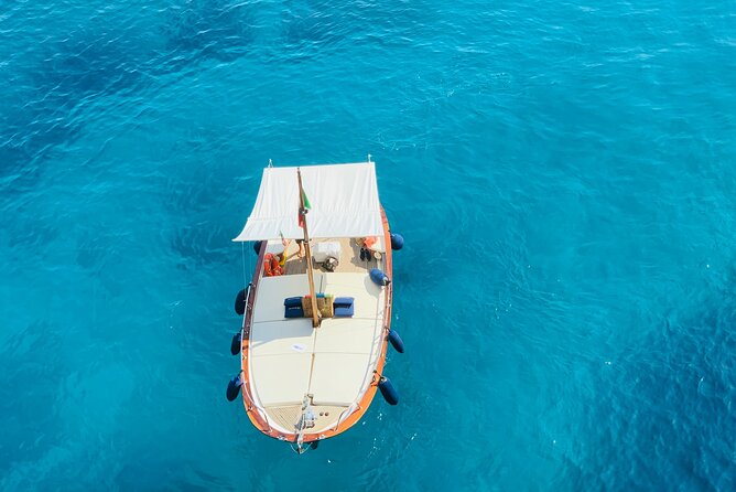 Boat Tour in Capri Italy - A private Capri boat day that helps you skip the crush