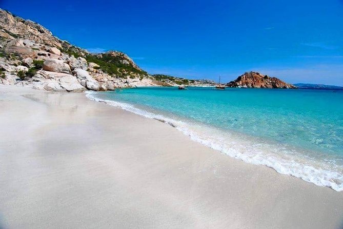 Boat Tour La Maddalena Archipelago from Palau - Swim strategy and beach packing for a day that moves fast