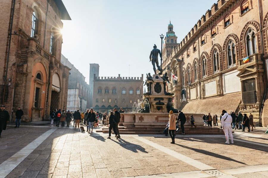 Bologna: City Center Walking Tour - Palazzo d’Accursio and Piazza Maggiore: seeing power and design together