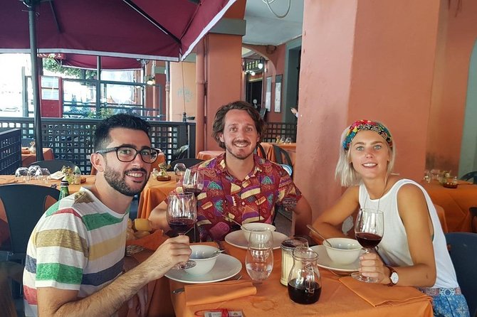Bologna Food Tour from a local perspective - Where it starts at Porta Ravegnana, and why timing matters