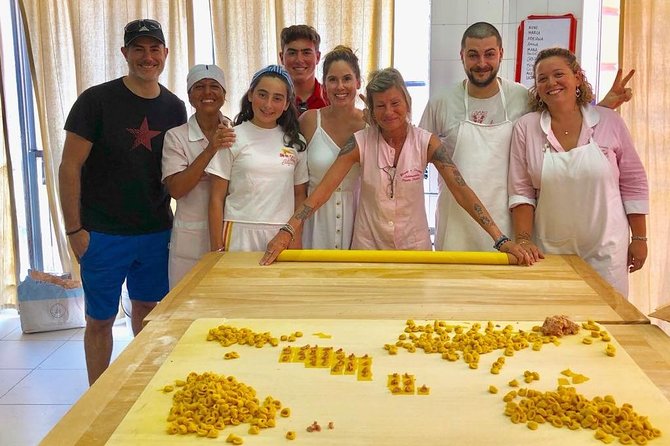 Bologna Food Tour from a local perspective - Stop 5 lunch with three handmade pastas and wine