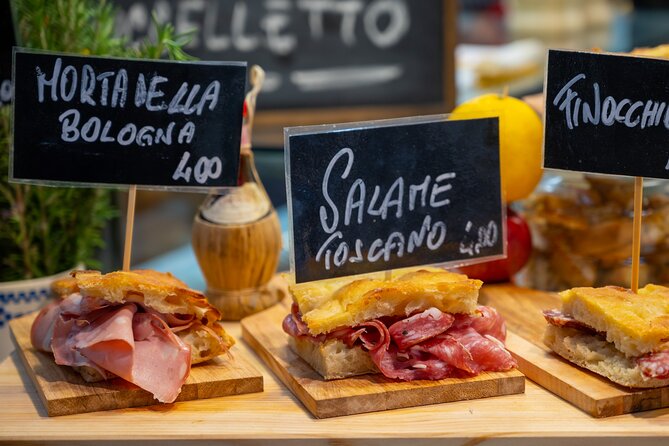 Bologna: Full meal Food Tour with Local Delights by Do Eat Better - Via dell’Indipendenza: tigelle and mortadella, Bologna’s practical street food