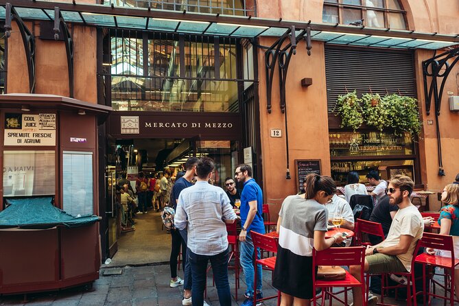 Bologna: Full meal Food Tour with Local Delights by Do Eat Better - Price and value: why $81.02 can work out well