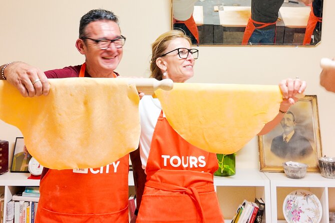 Bologna Local Pasta Cooking Class, Ragu, Spritz, Wine & Gelato - Who Should Book This Class in Bologna