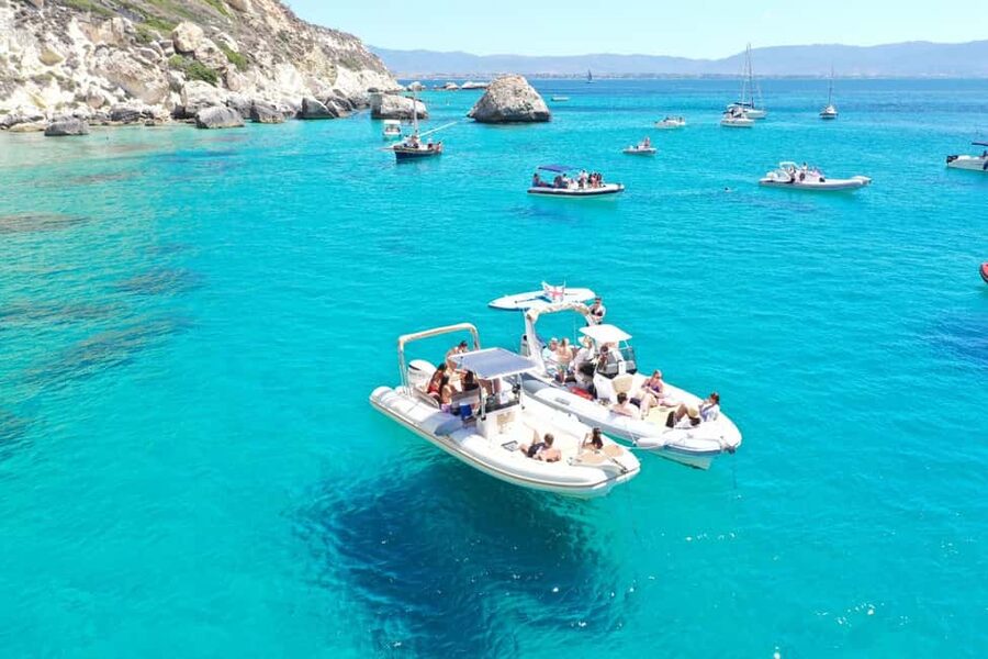Cagliari: Boat Tour, 4 Stops, Swim, Snorkeling, & 1 Spritz - What to bring and what rules to follow on this boat
