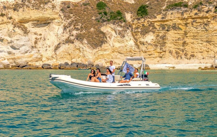 Cagliari: Boat Tour with 4 Swim Stops, Snorkeling & Prosecco - The structure of your 3 hours: photo moments plus real swim windows
