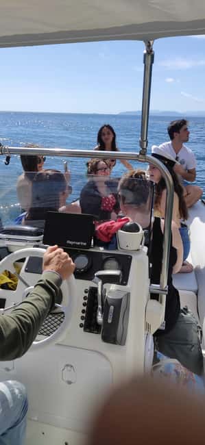 Cagliari:devil's saddle big cruise by boat drink & snack - The Cale behind the cape: where the route gets extra scenic