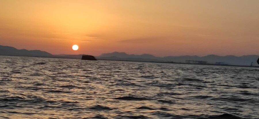 Cagliari:devil's saddle big cruise by boat drink & snack - Aperitivo on board: included food that actually helps your budget