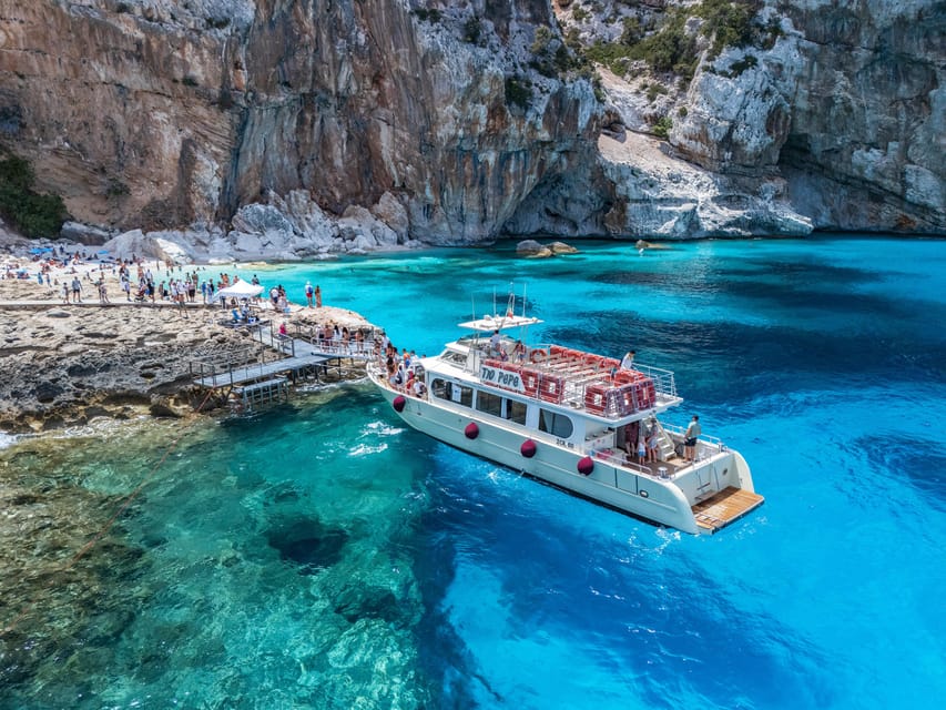 Cala Gonone:Cruise in the Gulf of Orosei with Cala Goloritzé - What’s included onboard: aperitif, bar, audio guide, and photo time