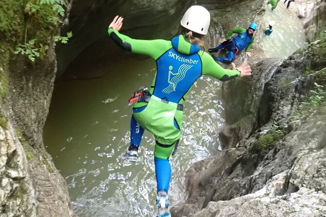 Canyoning "Gumpenfever" - beginner Canyoningtour for everyone - Who This Beginner Gumpenfever Tour Fits Best in Lake Garda