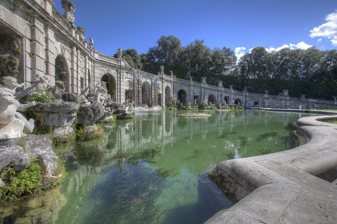Caserta Royal Palace & Gardens Small Group Tour with Shuttle - Vanvitelli’s Grand Staircase and the painted dome musician trick