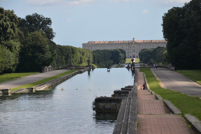 Caserta Royal Palace & Gardens Small Group Tour with Shuttle - How the 3-hour format works, and where it might feel short