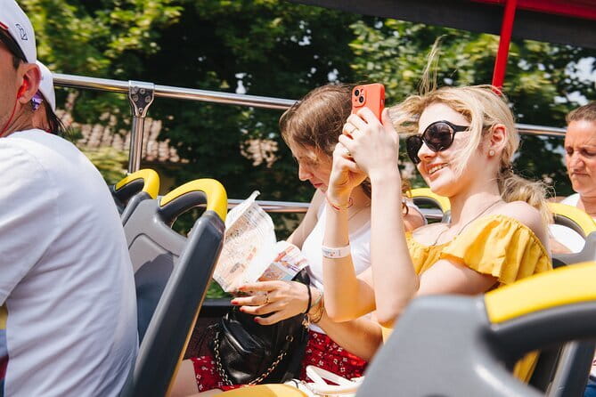 City Sightseeing Florence Hop-On Hop-Off Bus Tour - Crowds, Traffic, and Waiting: What to Expect When Florence Moves Slowly