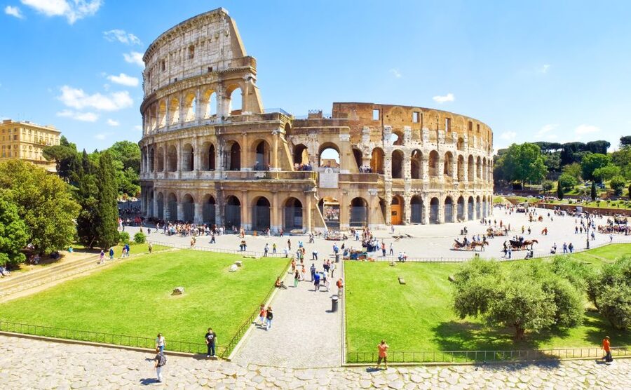 Colosseum Arena, Forum & Palatine Hill Guided Tour - How the guided format feels in crowds and heat