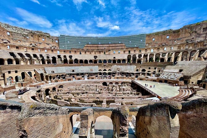 Colosseum, Palatine Hill and Roman Forum with Guided Tour - How the guide and earphones change the experience