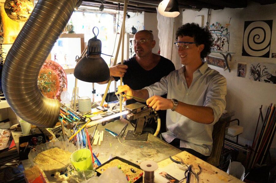 Create Your Glass Artwork: Private Lesson With Local Artisan - The 75 minutes: what happens from first story to finished pendant