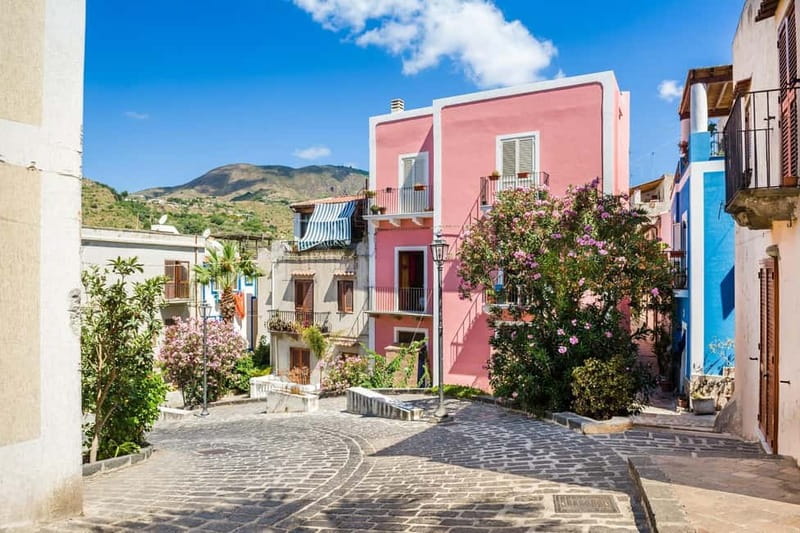 Da Tropea: Lipari Panarea Stromboli by night - Tropea port check-in: where to find Eolie Savadori and what to pay