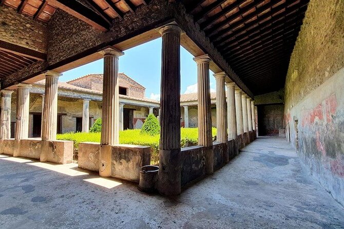 Day Trip of Pompeii, Herculaneum and Vesuvius from Naples - Stop 1, Parco Acheologico di Ercolano: Herculaneum’s preserved Roman details