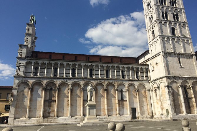 Discover Lucca’s Secrets on a Guided Walking Tour - How the Guide Improves the Value