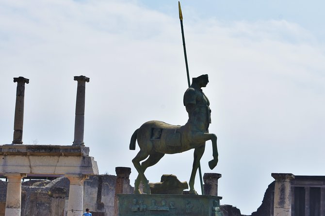 Discover the Ancient Ruins of Pompeii: Day Trip from Rome - Pompeii guidance quality varies, so manage expectations