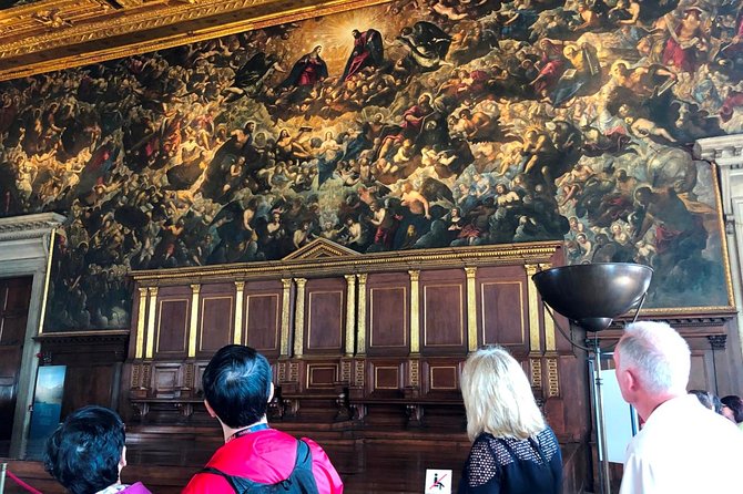 Doge's Palace Guided Tour - St. Mark’s Square: the “piazza” where politics becomes theater