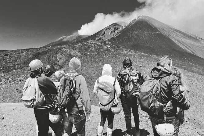 Etna excursion 3000 meters with 4x4 cable car and Trekking - Getting to 3000m: cable car, 4x4, then the trek