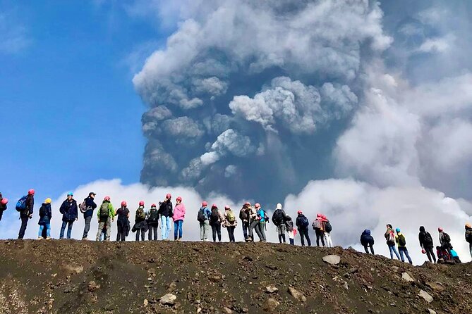 Etna excursion 3000 meters with 4x4 cable car and Trekking - Guide quality and group size: safe, fast, and not chaotic
