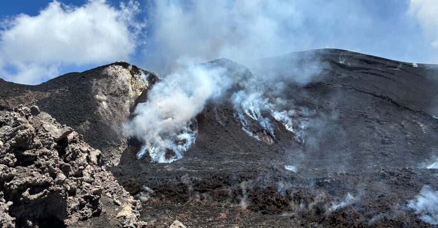 Etna excursion to 3000 mt. with cable-car and jeep 4x4 - August 2025 lava flow sites: seeing the newest scars on Etna