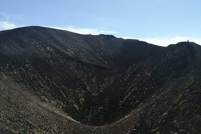 Etna Morning Trip - The Hike Up Toward Around 2000 Meters: Old And New Lava On One Day