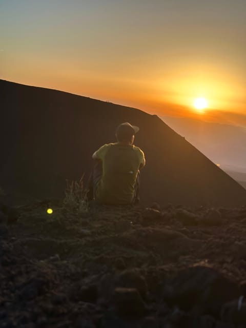 ETNA SUNSET: GUIDED TOUR OF ETNA WITH PICKUP FROM CATANIA - Key highlights that make this Etna sunset tour work