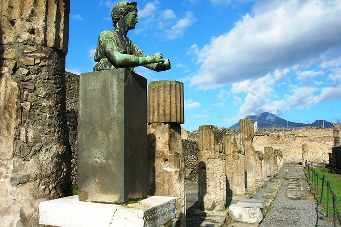 Explore Pompeii & Amalfi in One Day from Naples with Free Time - Who This Tour Fits Best