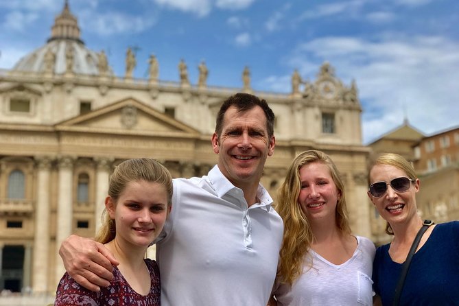 Express Early Morning Sistine Chapel Tour with Max 6 People - Stanze di Raffaello: Raphael in 15 minutes (and why it helps)