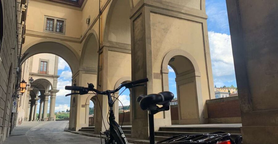 Florence: 2-Hour Guided Bike Tour - Where You Start on Via Cavour (and why it matters)