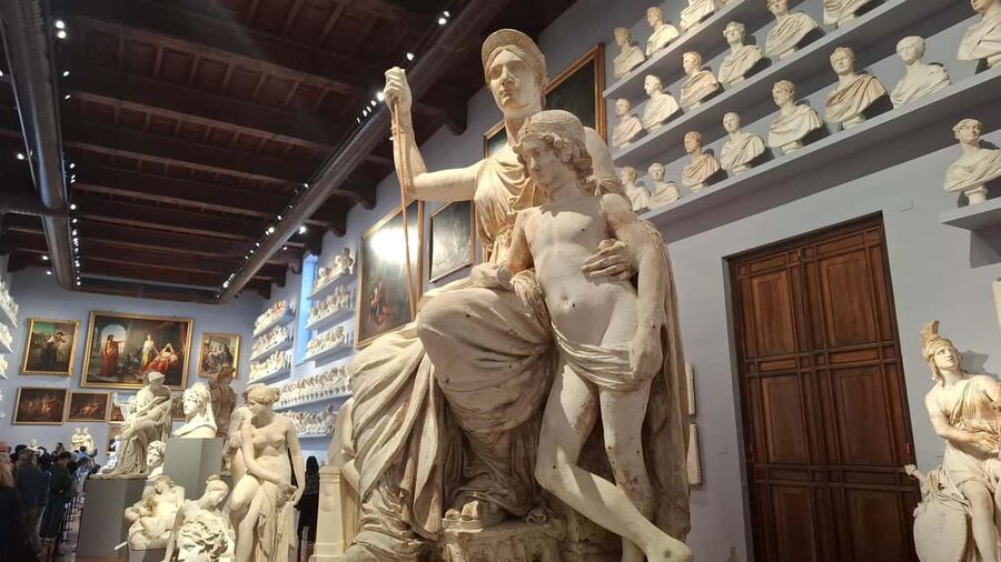 Florence: Accademia Gallery Ticket with Optional Audio Guide - Accademia in 2 hours: what timed entry really buys you