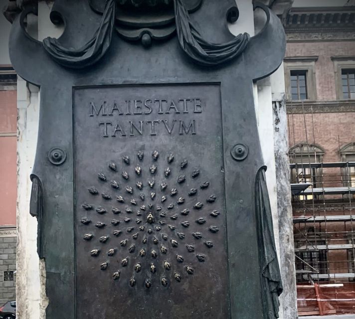 Florence: Dark Mysteries and Legends Guided Walking Tour - Ending at Ponte Vecchio, a story finish that feels like Florence